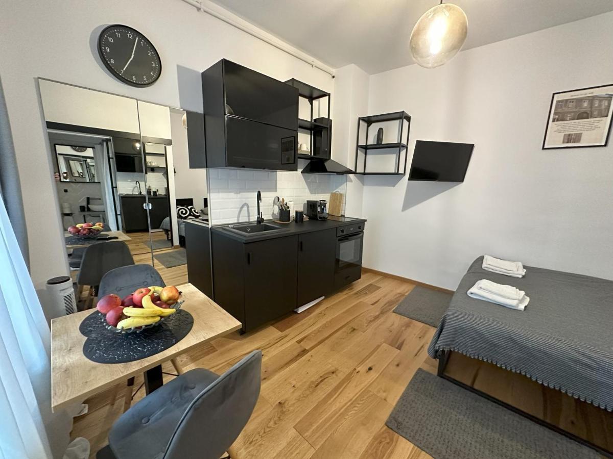 Appartement Boem 1 Sibiu Old Town Extérieur photo